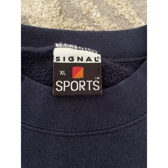 Vintage Sweatshirt Crewneck Winter Bird Granny Core Cozy Season Graphic X Large - Picture 7 of 8